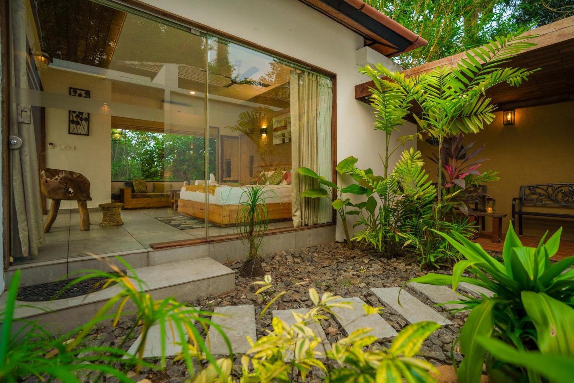 Le Candles Resort Kozhikode Zewnętrze zdjęcie